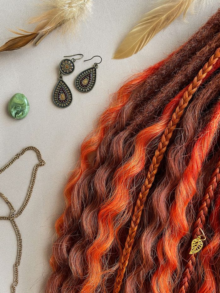 Rothaarige lockige Dreadlocks Foto 03