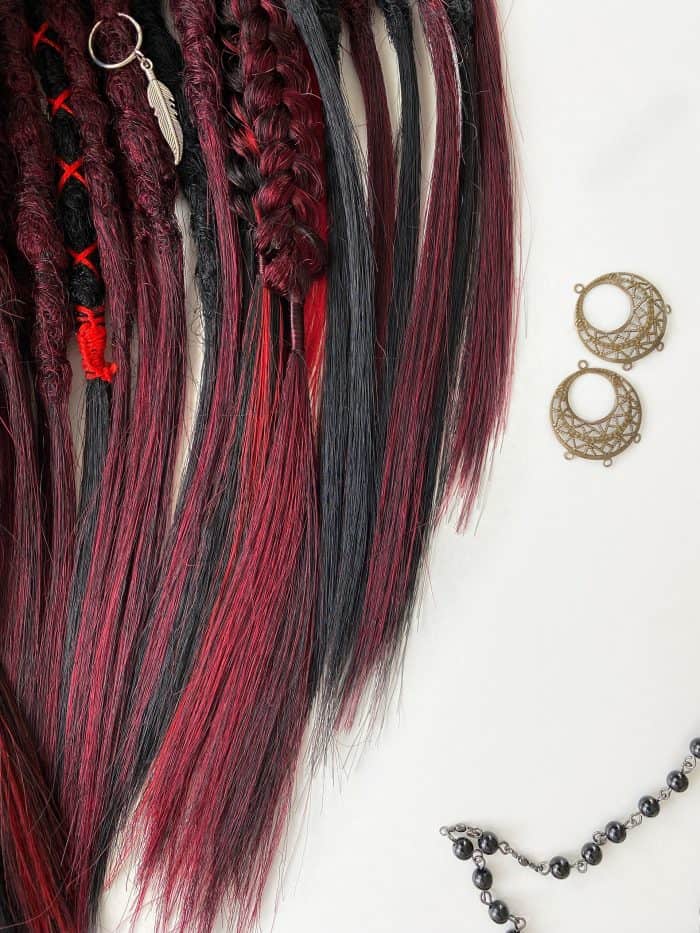 Schwarz Rot Dreadlocks 05