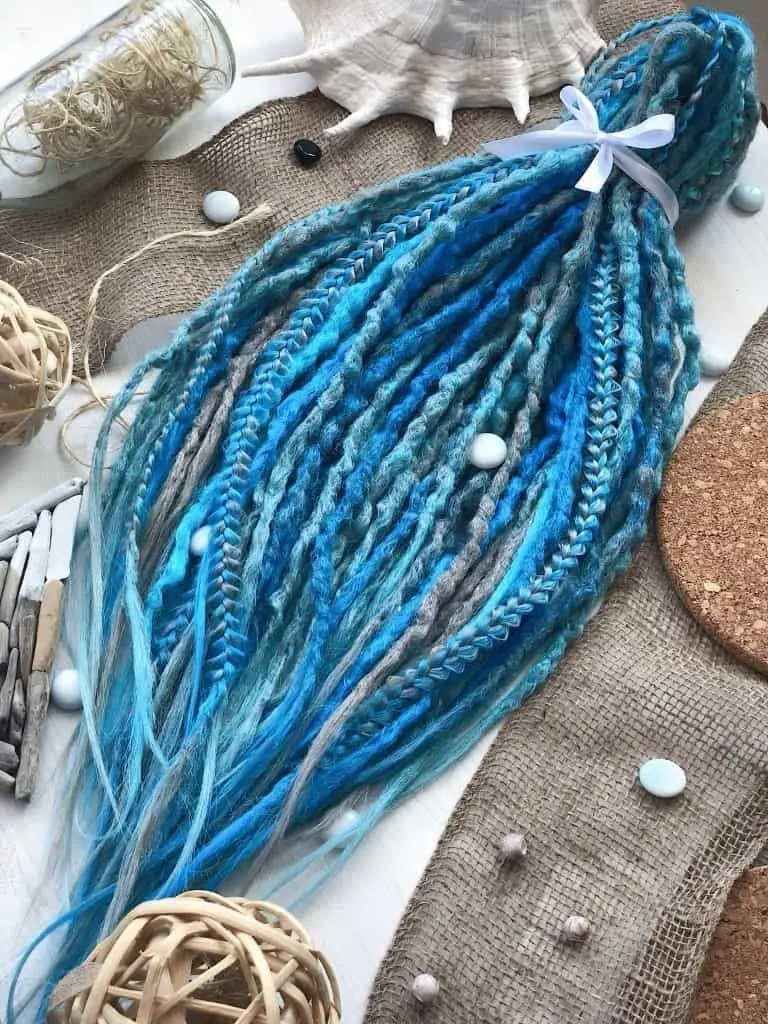 Coastal Blue Ash 5-Tone Textured Dread Extensions