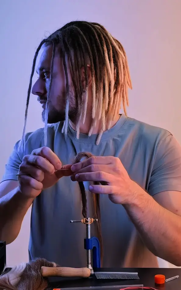 Dreadlock Extensions selber machen — Werkzeug, Technik & Academy-Kurse