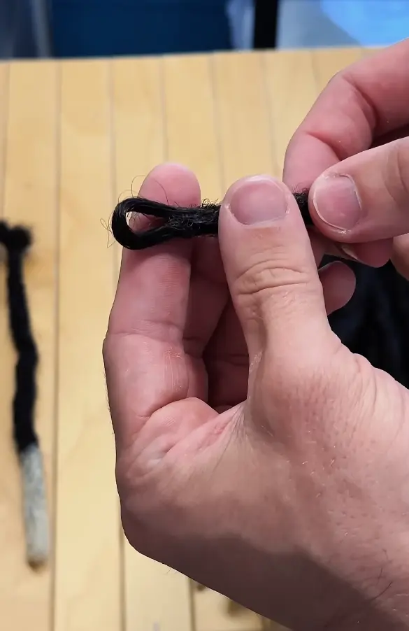 Permanente SE Dreadlock Installation — 30 synthetische Dreads am Oberkopf
